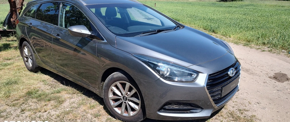 Hyundai i40 cena 11500 przebieg: 87000, rok produkcji 2015 z Piastów małe 92